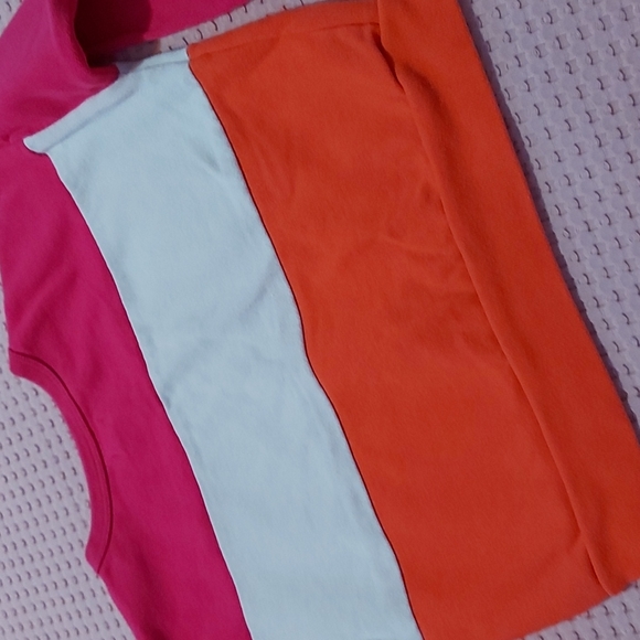 Girl's top - Picture 6 of 7